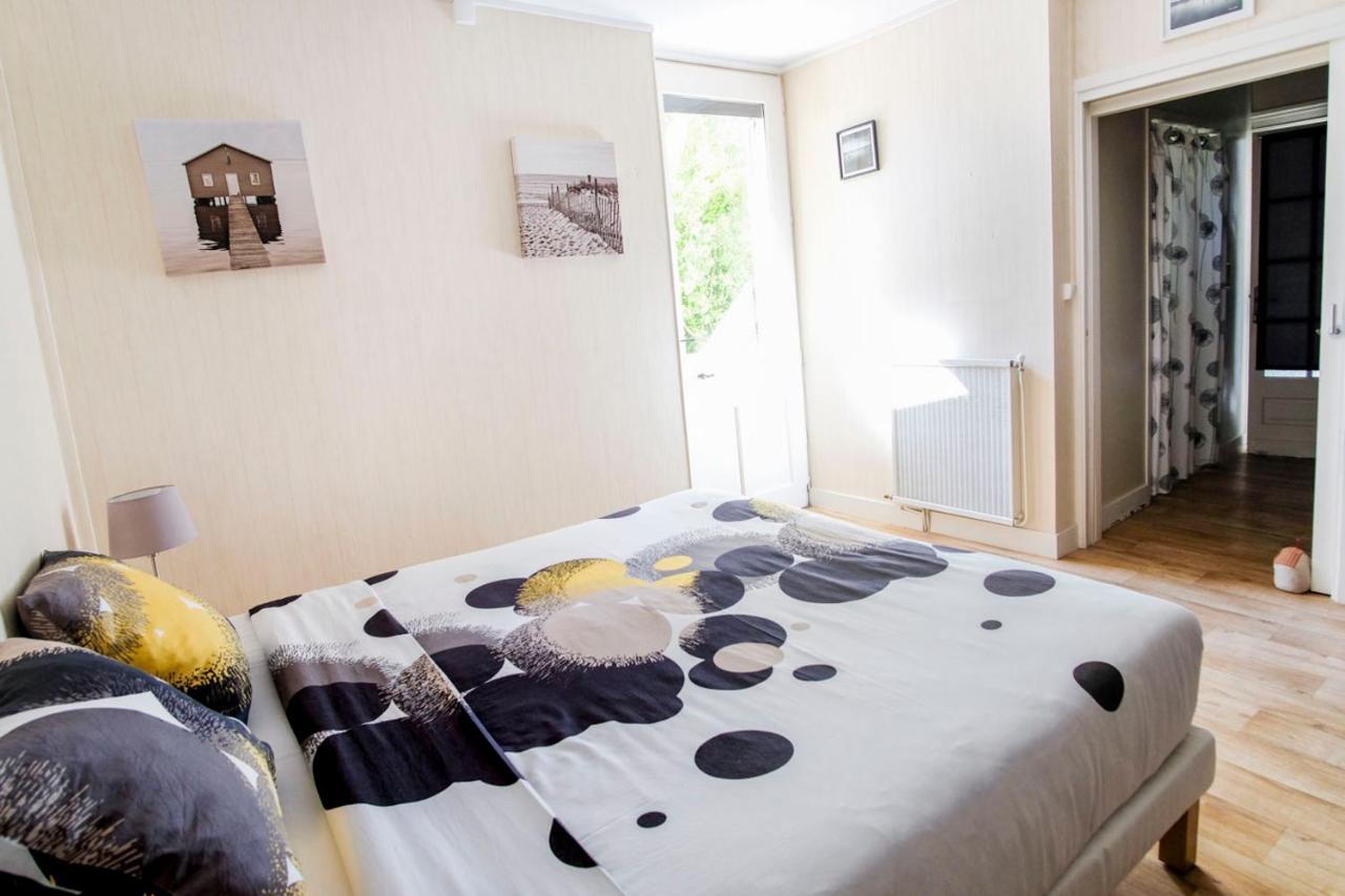 Les Gues Rivieres Bed & Breakfast Pujols  ภายนอก รูปภาพ