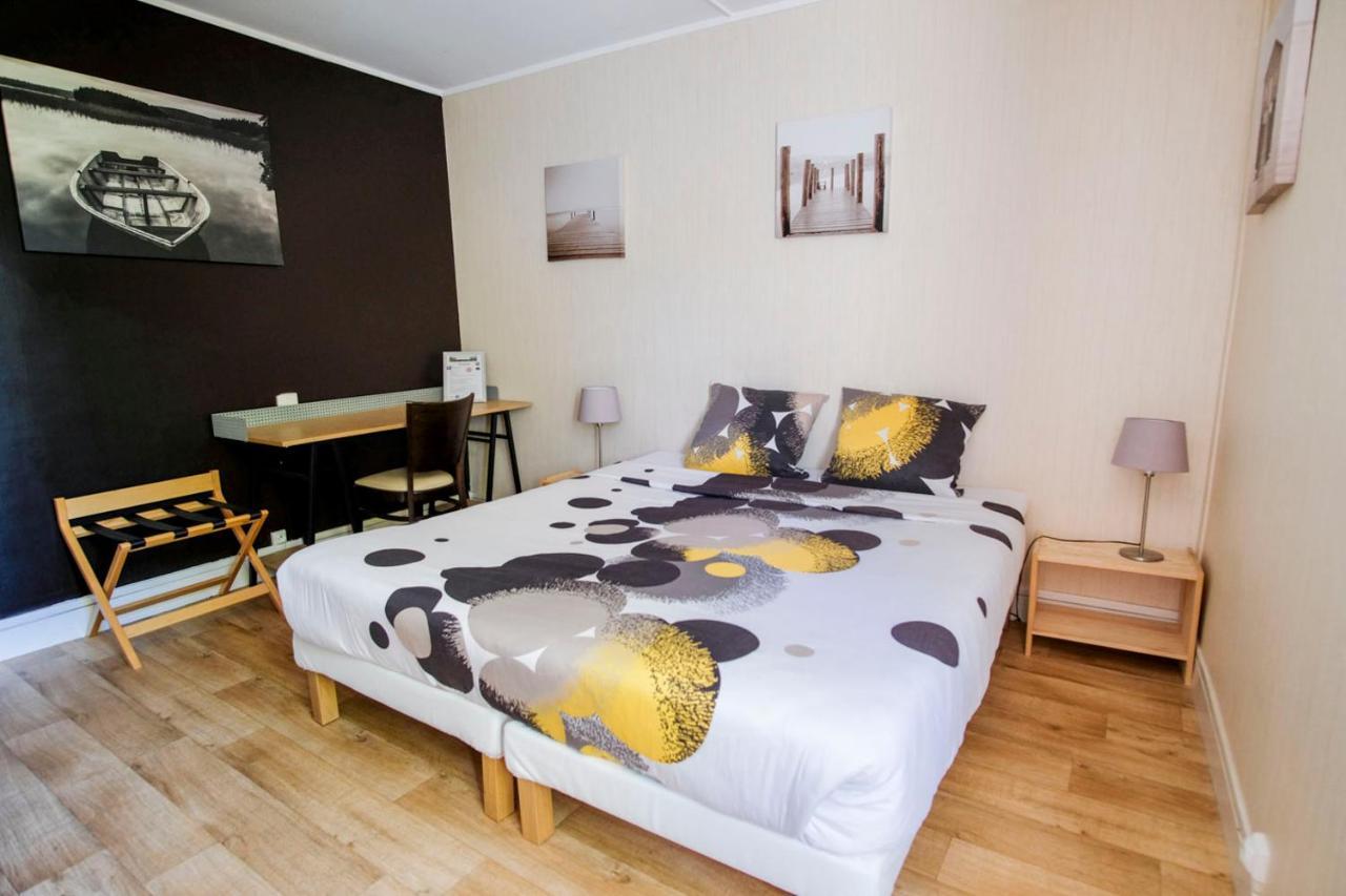 Les Gues Rivieres Bed & Breakfast Pujols  ภายนอก รูปภาพ