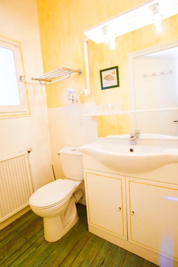 Les Gues Rivieres Bed & Breakfast Pujols  ภายนอก รูปภาพ
